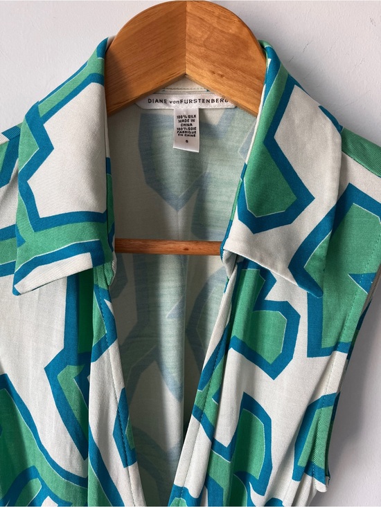 Diane Von Furstenberg Dresses & Skirts - Diane Von Furstenberg Silk Sleeveless Wrap Dress Size 8 | Designer Luxury